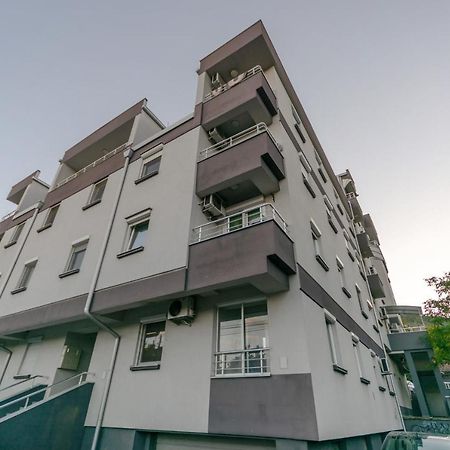 One Bedroom Apartment With Private Parking Scopia Exterior foto