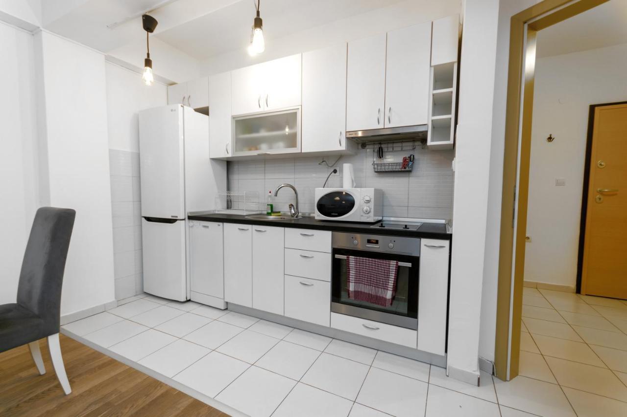 One Bedroom Apartment With Private Parking Scopia Exterior foto