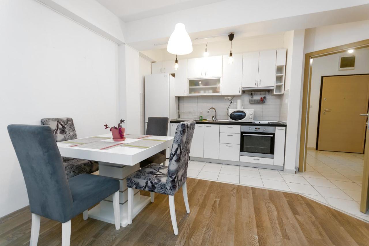 One Bedroom Apartment With Private Parking Scopia Exterior foto