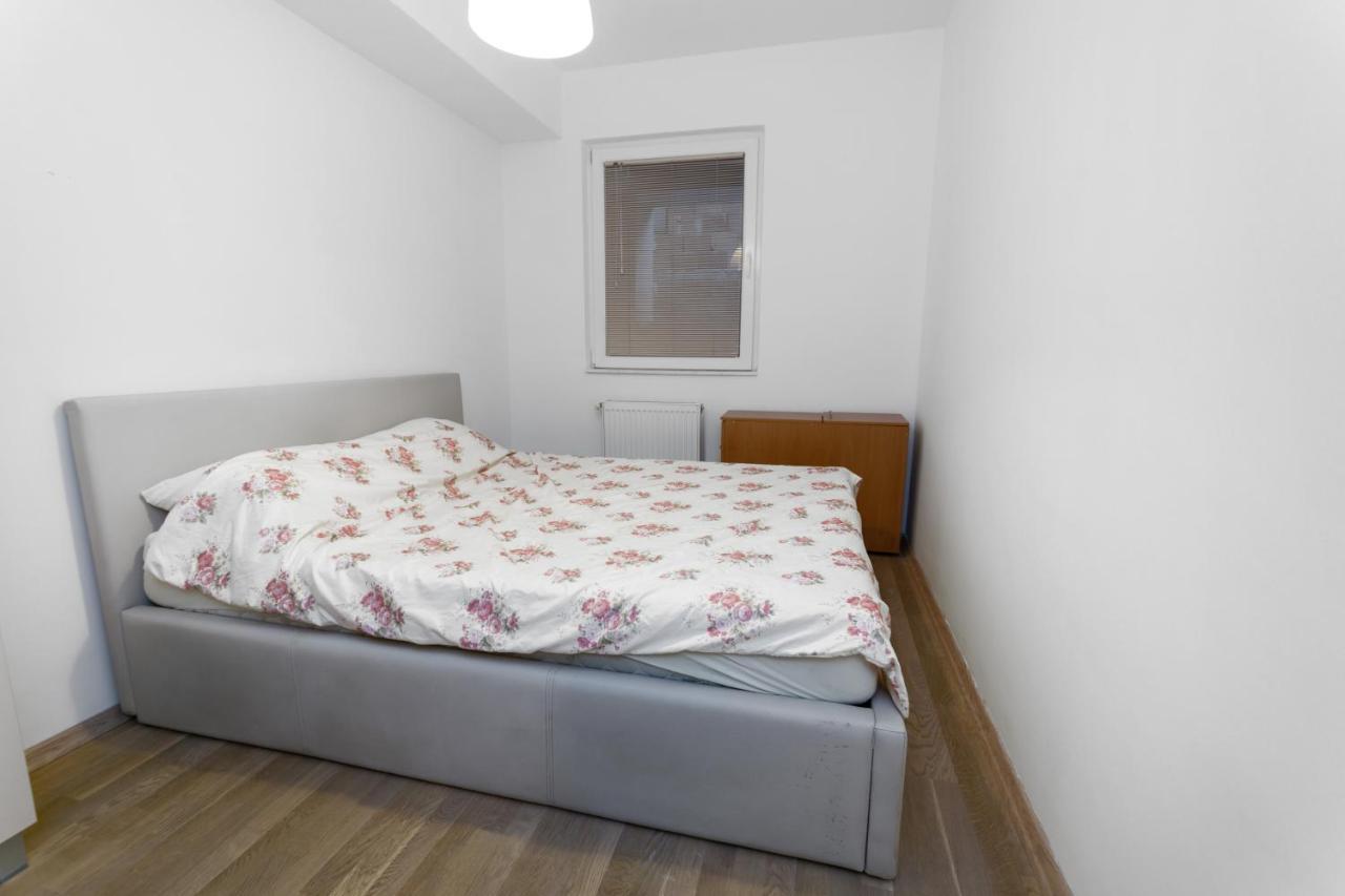 One Bedroom Apartment With Private Parking Scopia Exterior foto