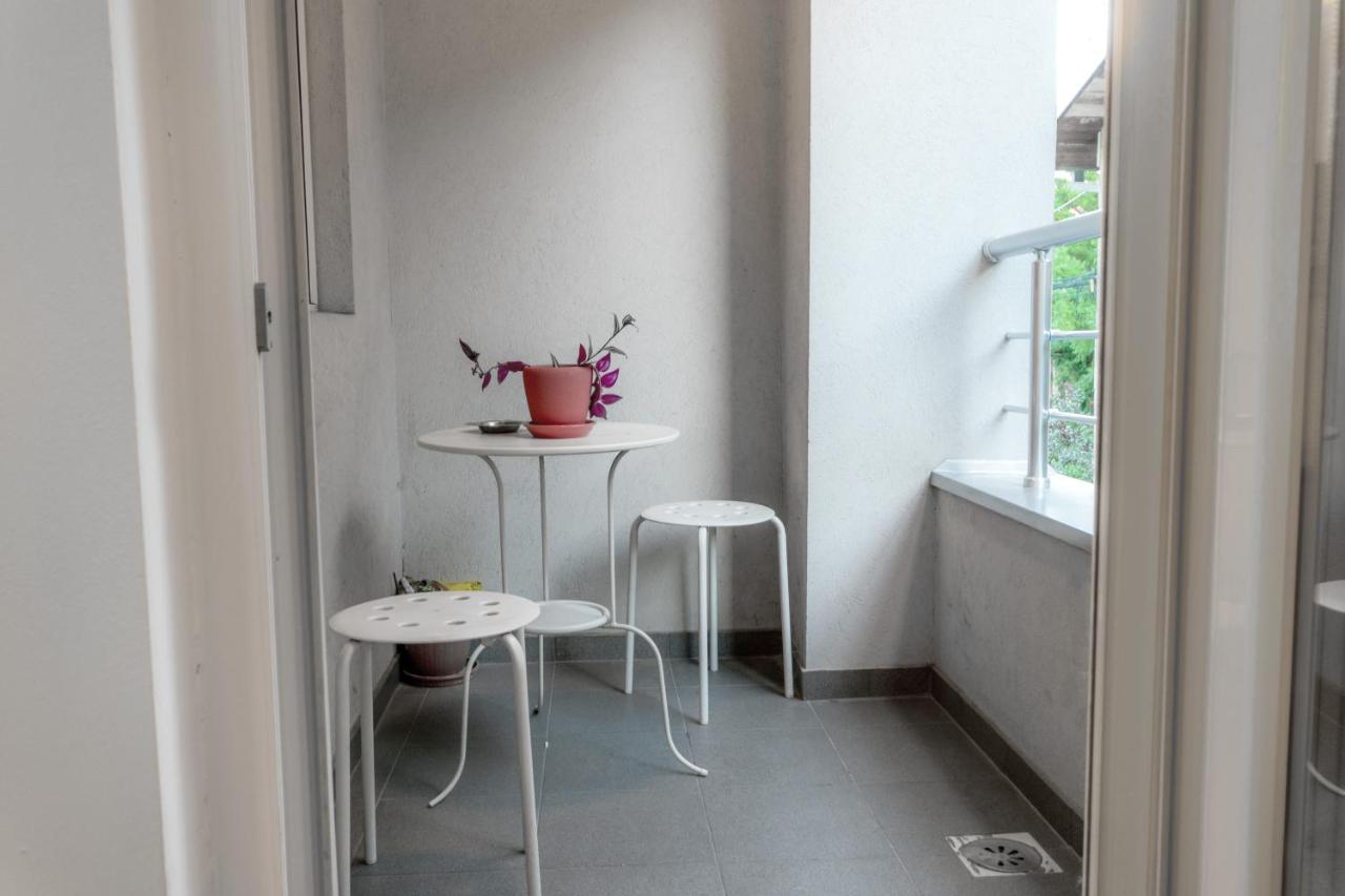 One Bedroom Apartment With Private Parking Scopia Exterior foto